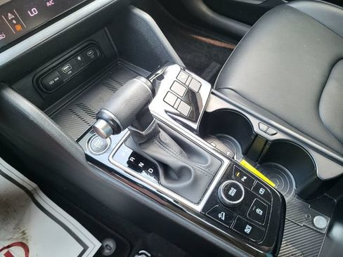 Certified 2023 Kia Sportage EX FWD image 17