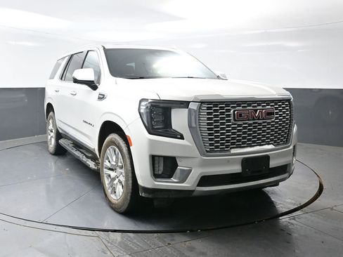 Used 2023 GMC Yukon Denali AWD/4WD image 6
