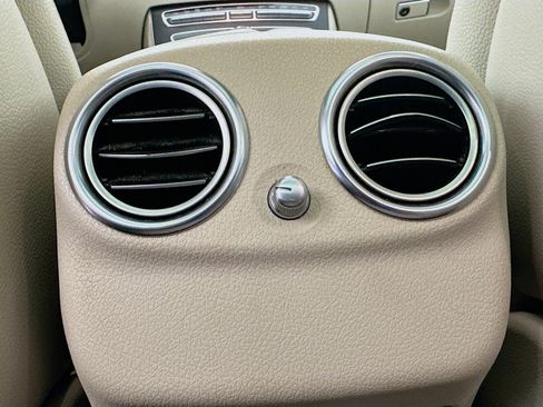 Used 2018 Mercedes-Benz E 300 image 28