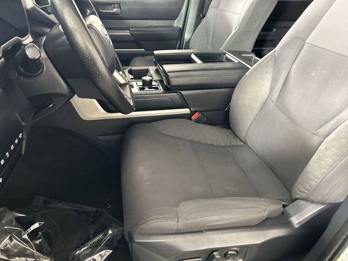 Used 2025 Toyota Tundra SR5 w/ SR5 Convenience Package AWD/4WD image 20