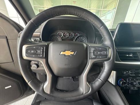 Used 2021 Chevrolet Suburban LT w/ LT Signature Package RWD image 20