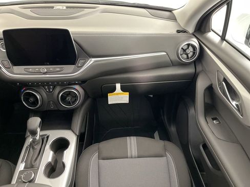 New 2026 Chevrolet Blazer LT w/ LPO, Floor Liner Package FWD image 14