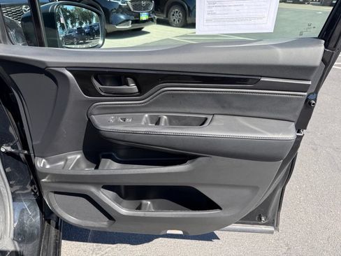 Used 2025 Honda Odyssey Touring image 19