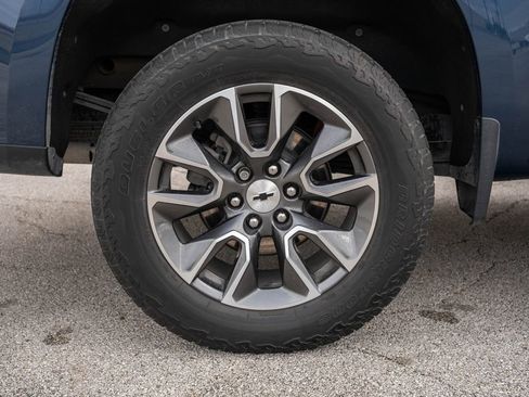 Used 2022 Chevrolet Silverado 1500 RST AWD/4WD image 9