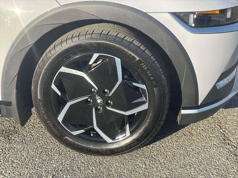 Certified 2024 Hyundai Ioniq 5 SE AWD/4WD image 8