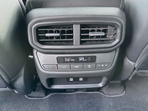 Used 2026 Honda Pilot EX-L image 24