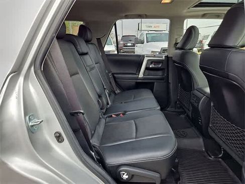 Used 2019 Toyota 4Runner Limited image 33
