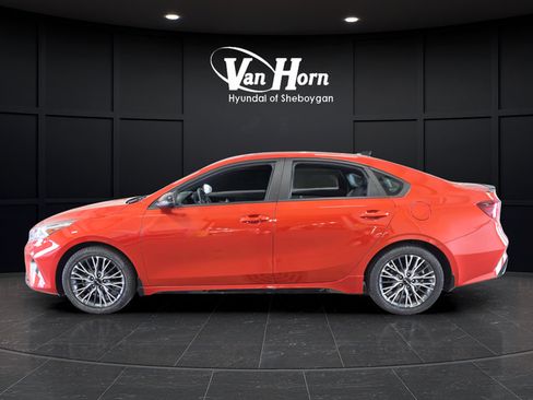 Used 2023 Kia Forte GT-Line w/ GT-Line Technology Package FWD image 4