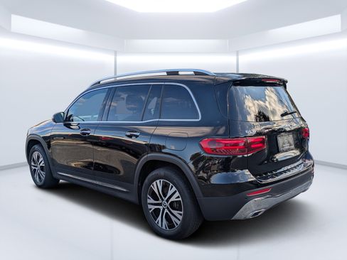 Certified 2024 Mercedes-Benz GLB 250 4MATIC image 8