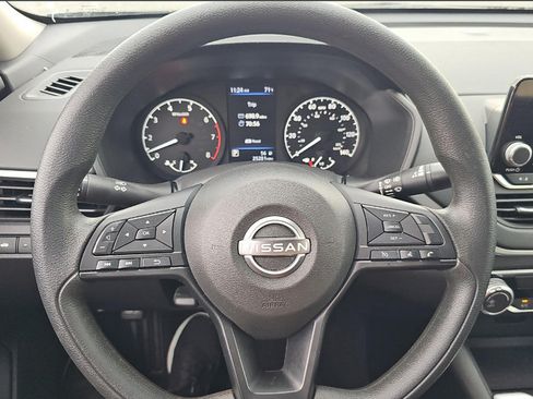 Used 2023 Nissan Altima 2.5 S FWD image 17