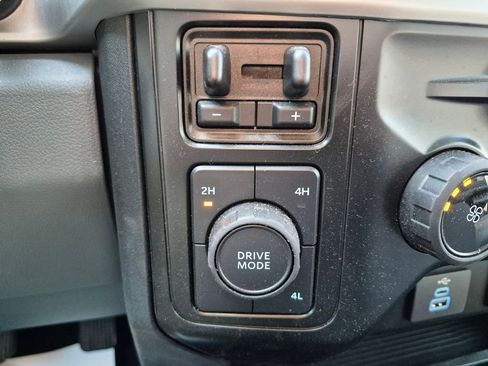 Used 2024 Ford F250 XL w/ STX Appearance Package image 21