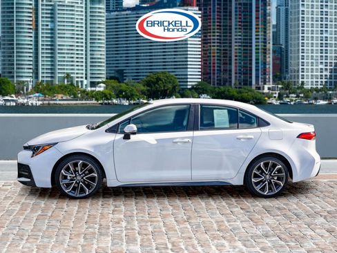 Used 2022 Toyota Corolla SE image 8