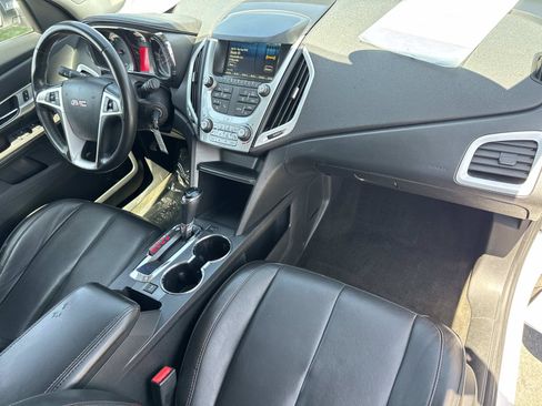Used 2017 GMC Terrain SLT FWD image 29