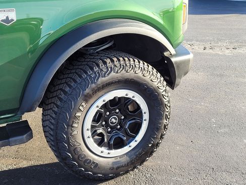 Used 2024 Ford Bronco Big Bend w/ Sasquatch Package image 27