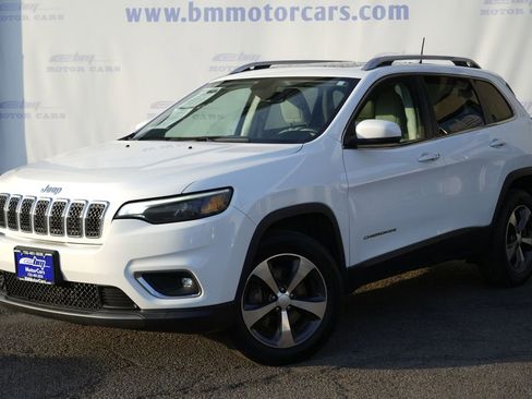 Used 2019 Jeep Cherokee Limited AWD/4WD image 2