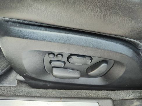 Used 2014 Jaguar XF 3.0 image 36