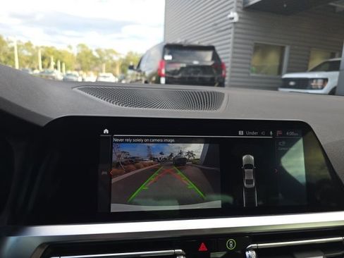 Used 2022 BMW 430i Coupe w/ Convenience Package image 16