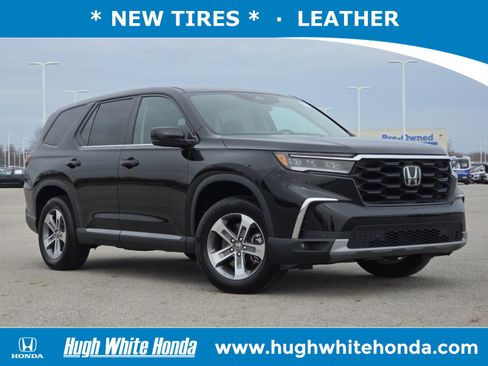 Used 2025 Honda Pilot EX-L image 1