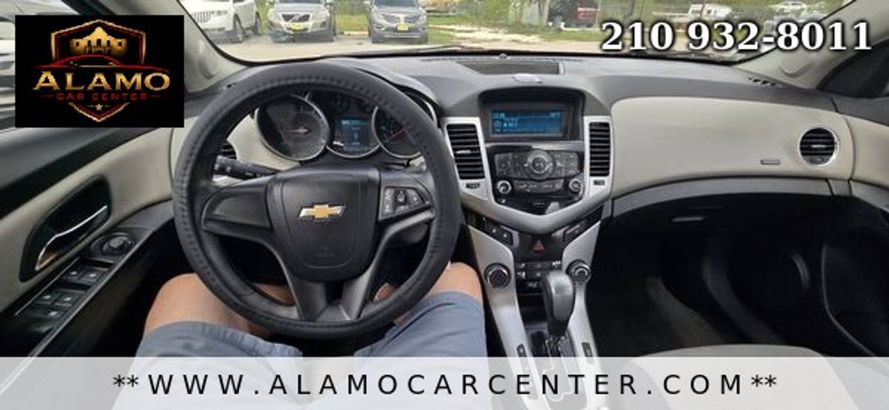 Used 2014 Chevrolet Cruze LS FWD image 35