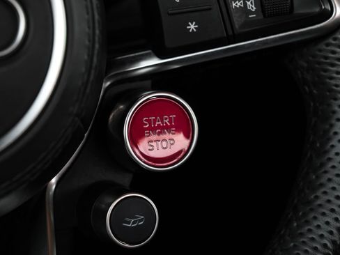 Used 2018 Audi R8 V10 plus image 14