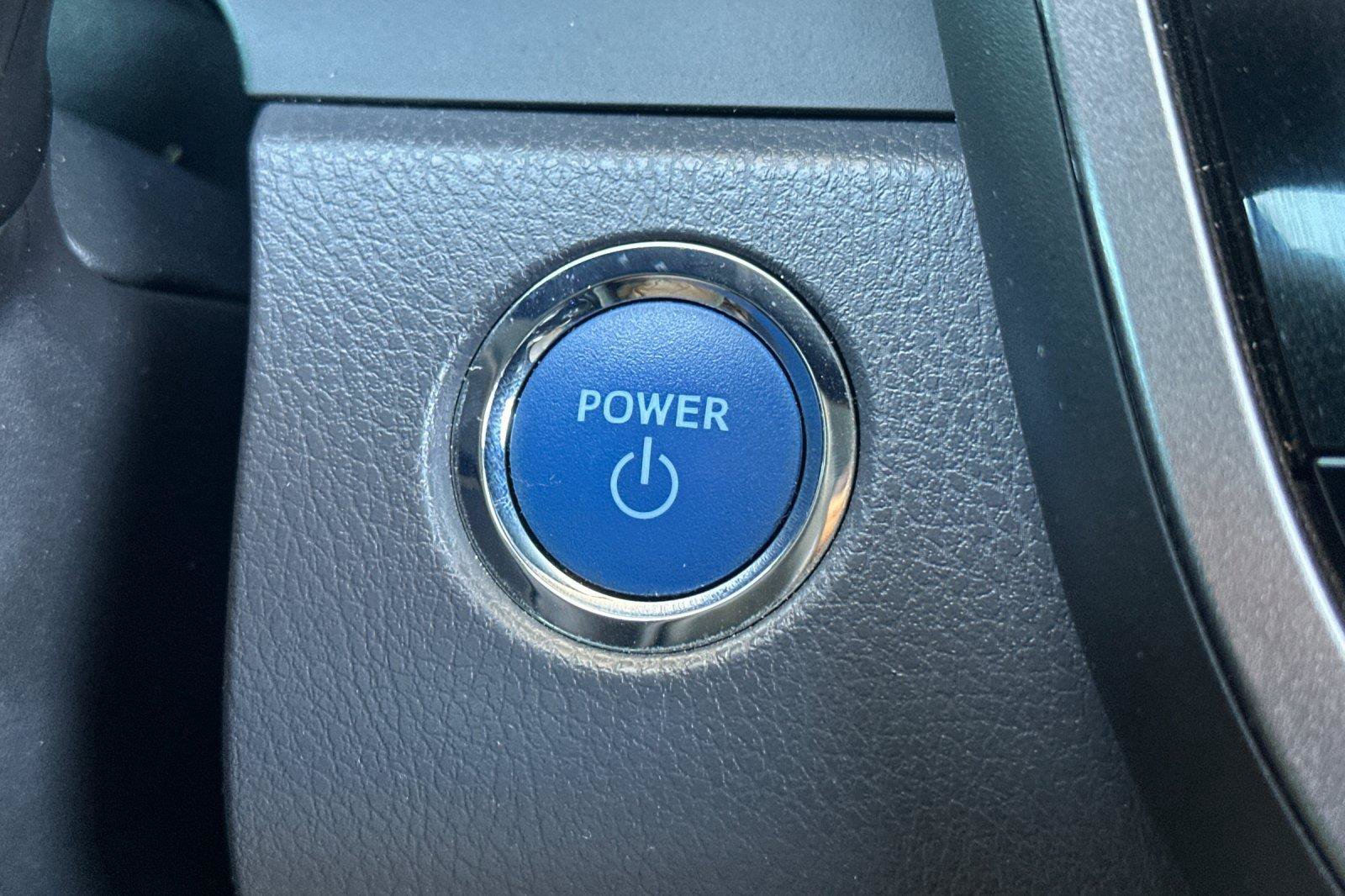 Used 2022 Toyota Camry XSE FWD image 20
