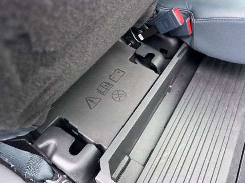 Used 2023 Ford F150 Limited image 39