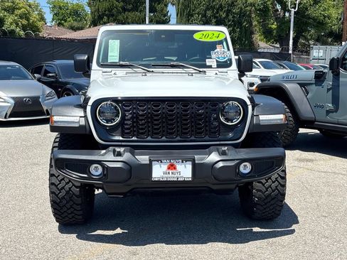 Used 2024 Jeep Wrangler Unlimited Sport AWD/4WD image 7