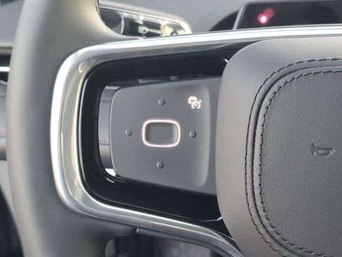 New 2026 Lincoln Nautilus Premier w/ Equipment Group 102A image 17