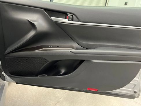 Used 2024 Toyota Camry SE image 22