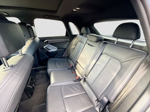 Used 2025 Audi Q3 2.0T Premium image 21