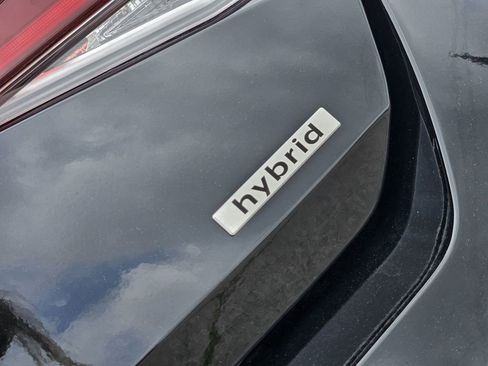 New 2026 Hyundai Elantra Limited FWD image 12
