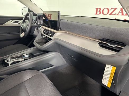 New 2026 Ford Explorer Active image 21