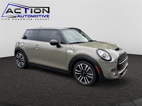 Used 2019 MINI Cooper S w/ Premium Package image 7