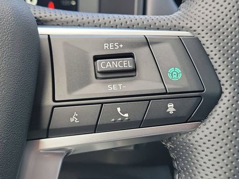 New 2025 Mitsubishi Outlander SE image 26