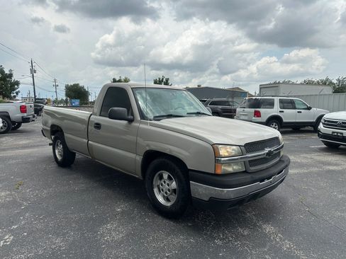 Used 2004 Chevrolet Silverado 1500 W/T image 3