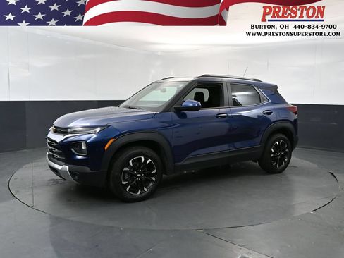 Used 2023 Chevrolet TrailBlazer LT w/ Convenience Package AWD/4WD image 1