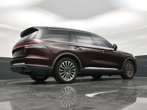 Used 2020 Lincoln Aviator Reserve w/ Elements Package Plus RWD image 23
