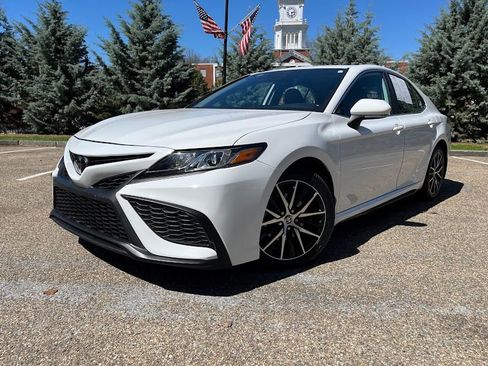 Used 2023 Toyota Camry SE FWD image 46