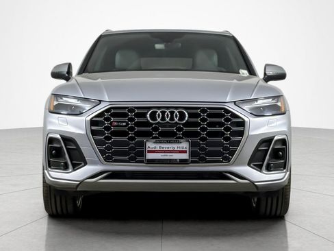 Used 2023 Audi SQ5 Prestige w/ Prestige Package AWD/4WD image 8