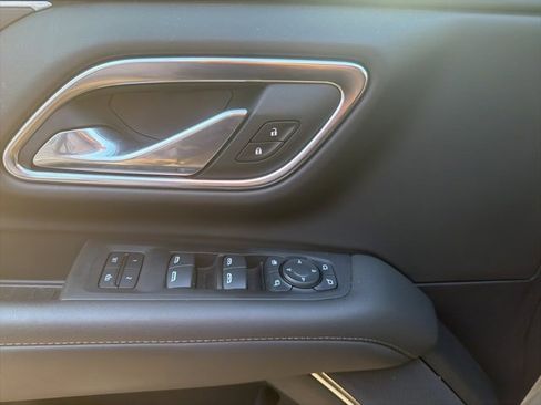 Used 2024 Chevrolet Tahoe LT w/ Luxury Package image 12