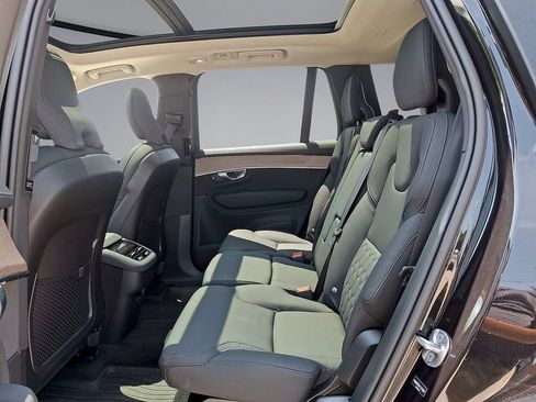 Certified 2026 Volvo XC90 B6 Plus AWD/4WD image 26
