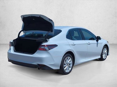 Used 2024 Toyota Camry LE AWD/4WD image 5