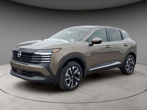 New 2025 Nissan Kicks SV image 1