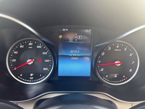 Used 2022 Mercedes-Benz GLC 300 image 17