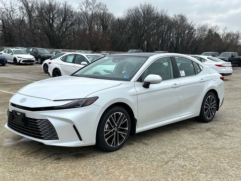 New 2026 Toyota Camry XLE image 2