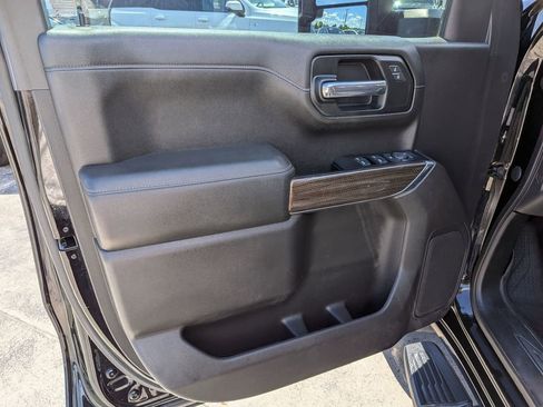Used 2019 Chevrolet Silverado 1500 LT w/ All-Star Edition AWD/4WD image 7