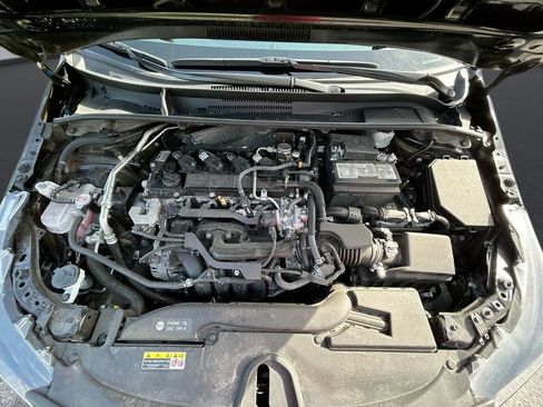 Used 2024 Toyota Corolla LE FWD image 30