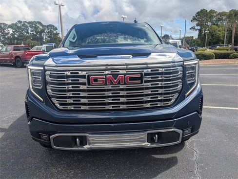 Used 2022 GMC Sierra 1500 Denali w/ Denali Reserve Package image 9