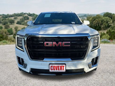 Used 2023 GMC Yukon XL SLE w/ Gmc Pro Safety Plus Package RWD image 2