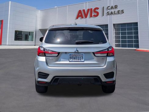 Used 2025 Mitsubishi Outlander Sport SE AWD/4WD image 7